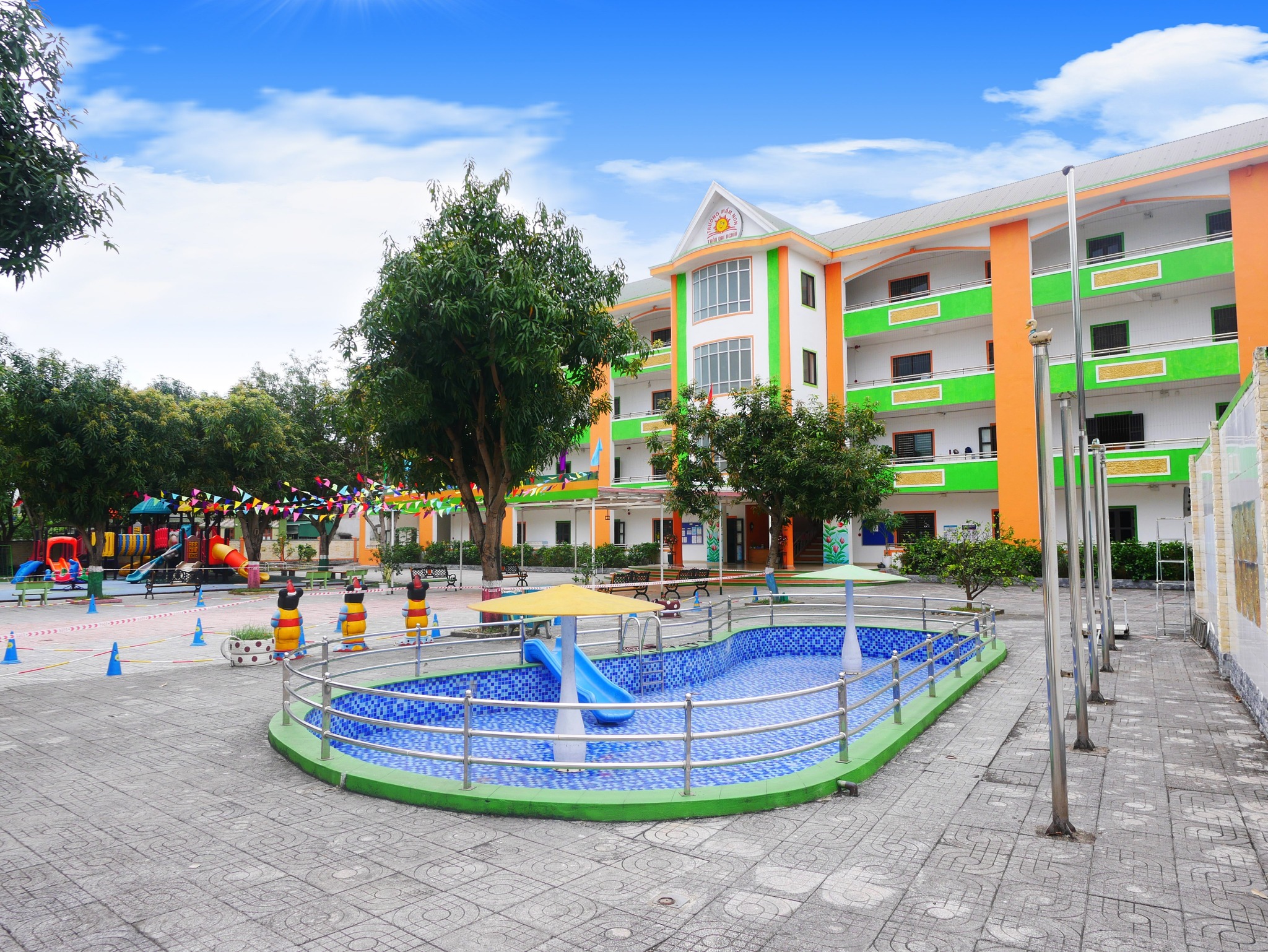 Sân chơi ngoài trời của trường Trần Đại Nghĩa